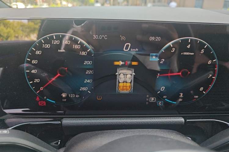 Used Mercedes-Benz GLA 2020 GLA 200 Instrument Cluster