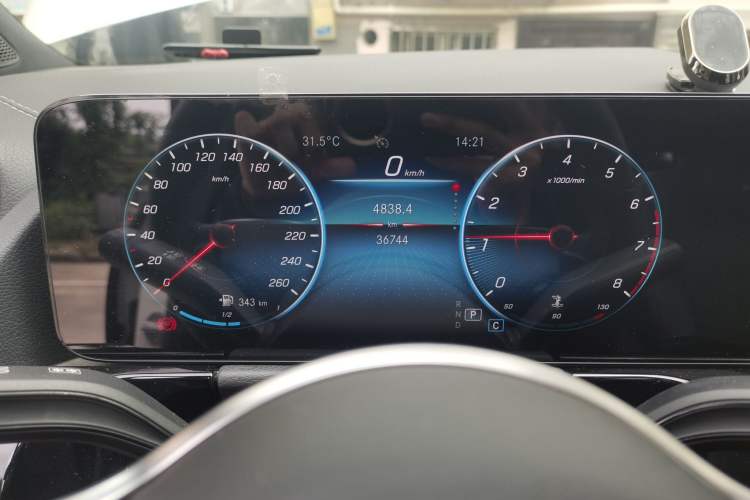 Used Mercedes-Benz GLA 2020 GLA 200 Instrument Cluster