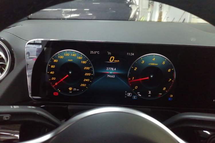 Used Mercedes-Benz GLA 2020 GLA 200 Instrument Cluster