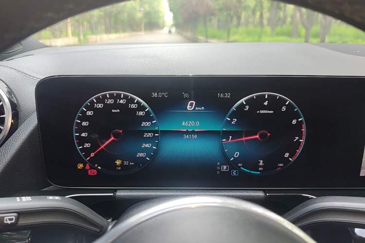 Used Mercedes-Benz GLA 2020 GLA 200 4MATIC Instrument Cluster