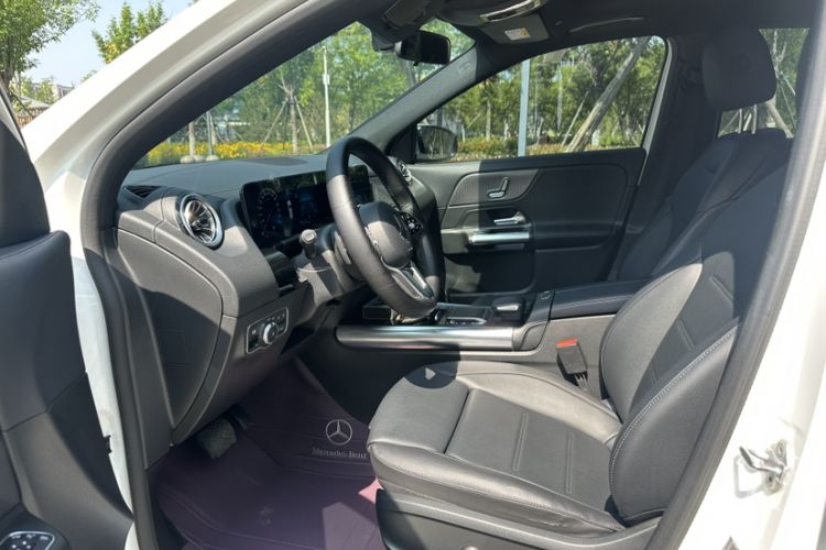 Used Mercedes-Benz GLA 2020 GLA 200 Interior 1