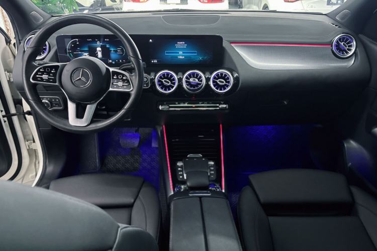 Used Mercedes-Benz GLA 2020 GLA 200 Interior 1