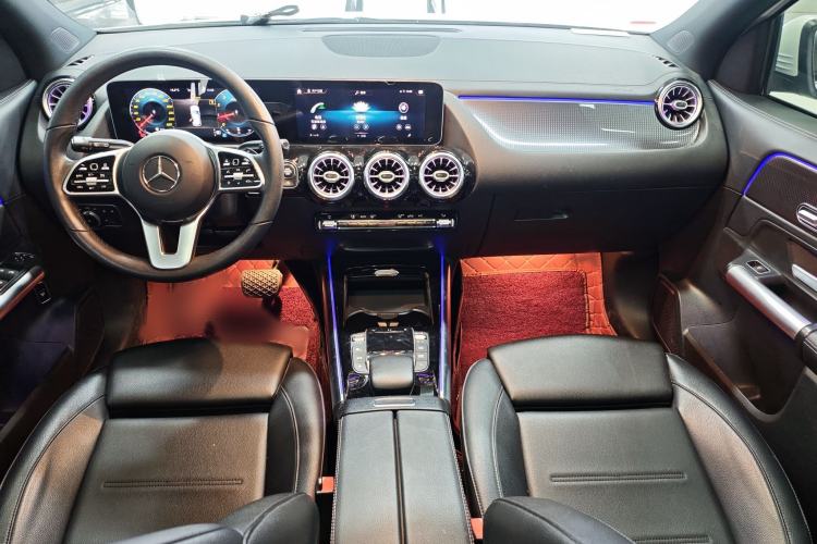 Used Mercedes-Benz GLA 2020 GLA 200 Interior 1