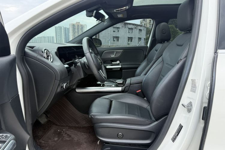 Used Mercedes-Benz GLA 2020 GLA 200 Interior 2