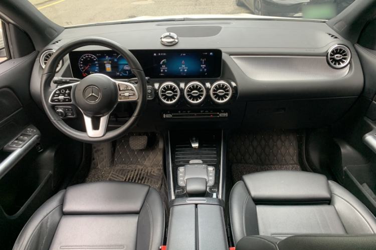 Used Mercedes-Benz GLA 2020 GLA 200 Interior 2