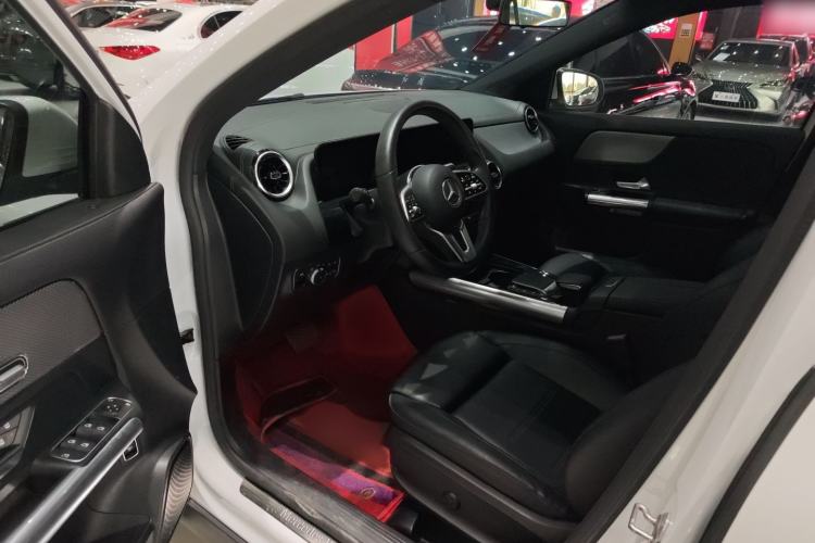 Used Mercedes-Benz GLA 2020 GLA 180 Interior 2