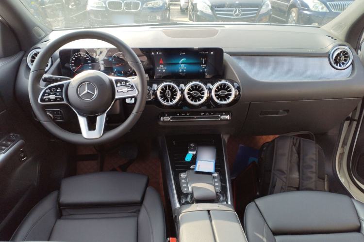 Used Mercedes-Benz GLA 2020 GLA 200 Interior 2