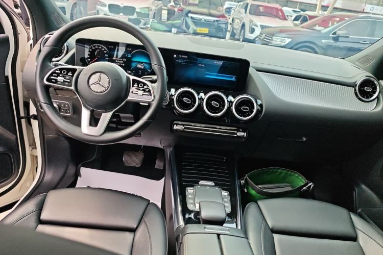 Used Mercedes-Benz GLA 2020 GLA 180 Interior 2