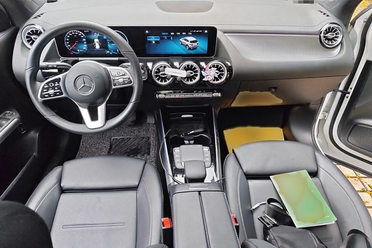 Used Mercedes-Benz GLA 2020 GLA 200 Interior 2