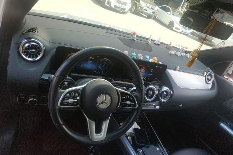 Used Mercedes-Benz GLA 2020 GLA 180 Interior 2