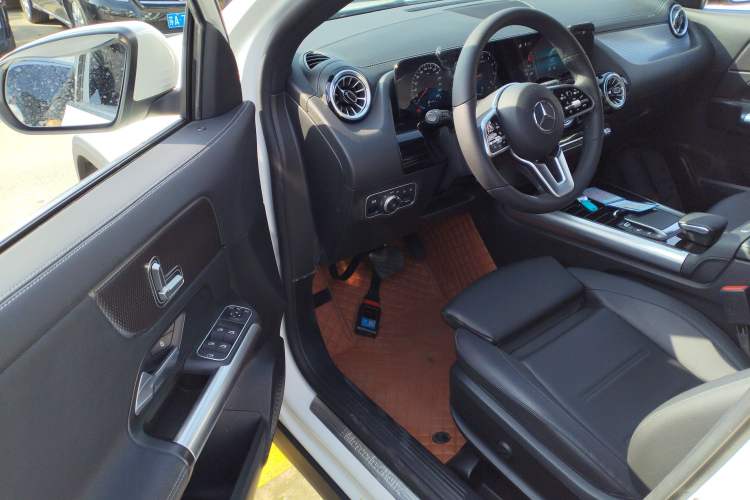 Used Mercedes-Benz GLA 2020 GLA 200 Interior 3