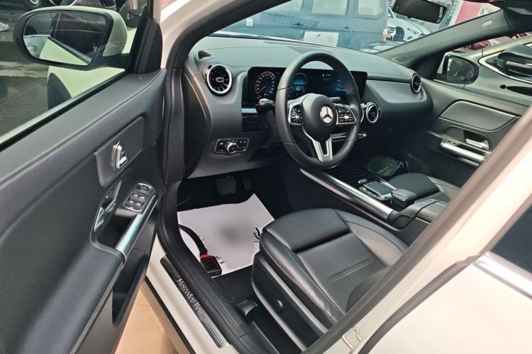 Used Mercedes-Benz GLA 2020 GLA 180 Interior 3