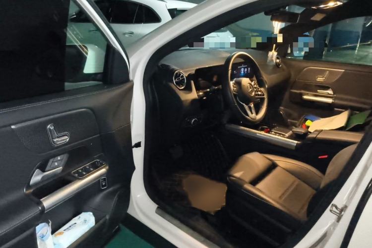 Used Mercedes-Benz GLA 2020 GLA 200 Interior 3