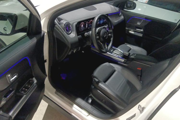 Used Mercedes-Benz GLA 2020 GLA 200 Interior 3