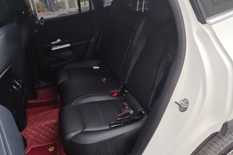 Used Mercedes-Benz GLA 2020 GLA 200 Interior 4