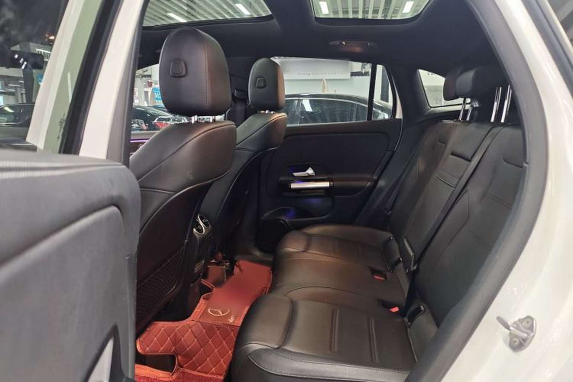 Used Mercedes-Benz GLA 2020 GLA 200 Interior 4