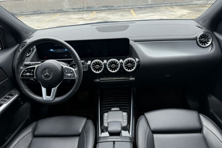 Used Mercedes-Benz GLA 2020 GLA 200 Interior 5