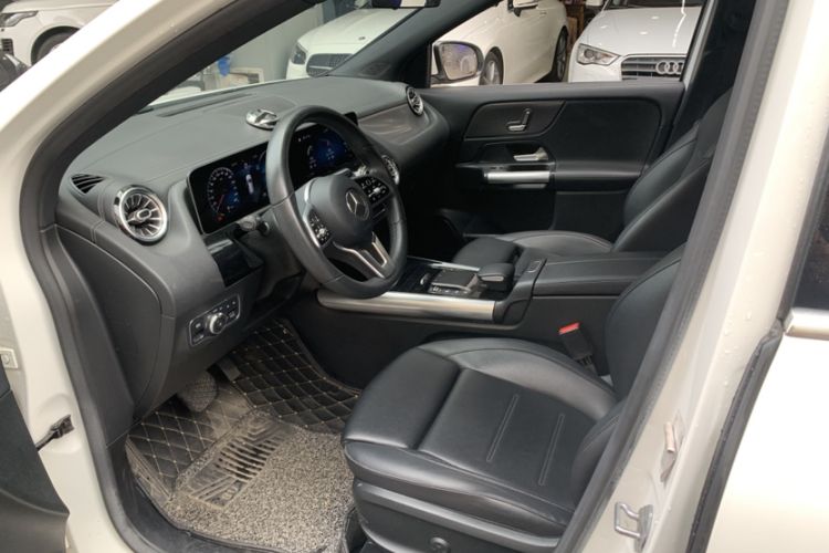 Used Mercedes-Benz GLA 2020 GLA 200 Interior 5