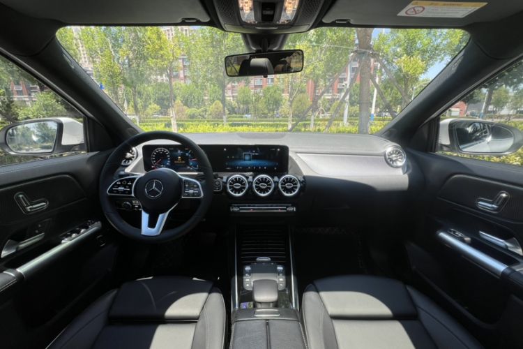 Used Mercedes-Benz GLA 2020 GLA 200 Interior 5