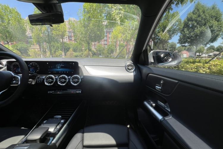 Used Mercedes-Benz GLA 2020 GLA 200 Interior 7