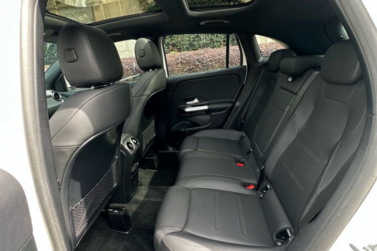 Used Mercedes-Benz GLA 2020 GLA 180 Interior 8