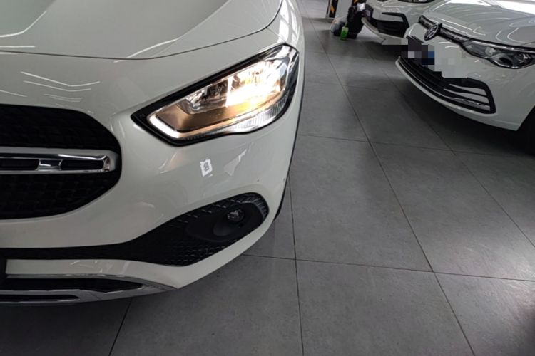 Used Mercedes-Benz GLA 2020 GLA 180 Left Front Headlight