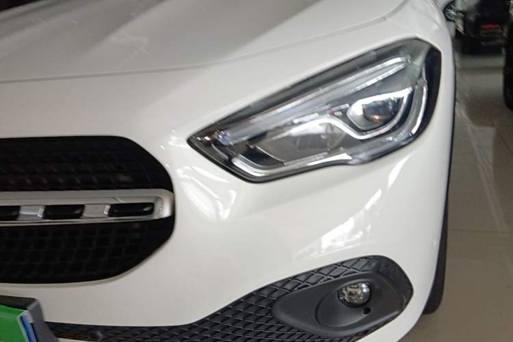 Used Mercedes-Benz GLA 2020 GLA 200 Left Front Headlight