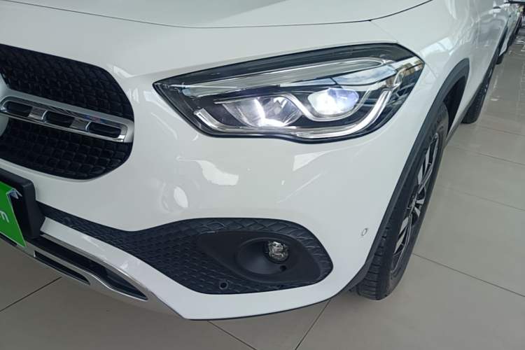 Used Mercedes-Benz GLA 2020 GLA 200 Left Front Headlight