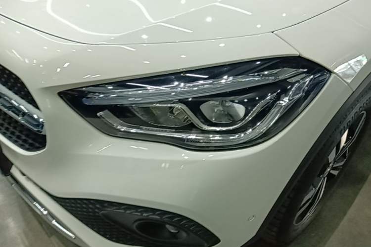 Used Mercedes-Benz GLA 2020 GLA 200 Left Front Headlight