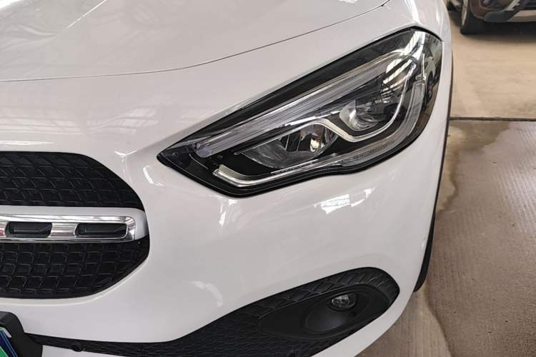 Used Mercedes-Benz GLA 2020 GLA 200 Left Front Headlight