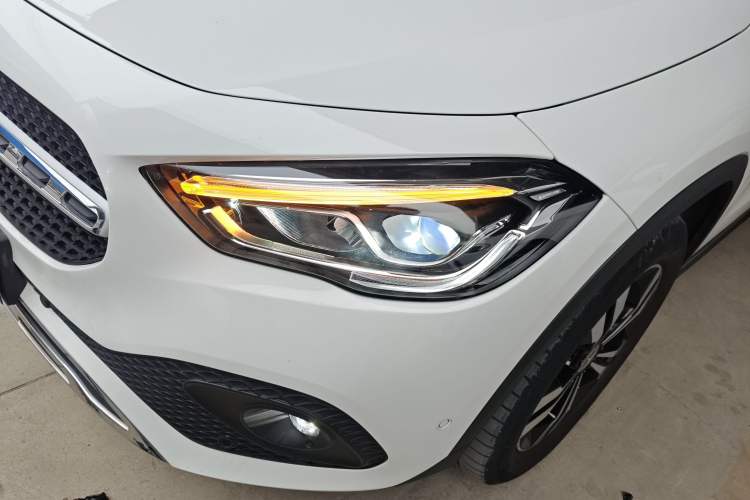 Used Mercedes-Benz GLA 2020 GLA 200 Left Front Headlight