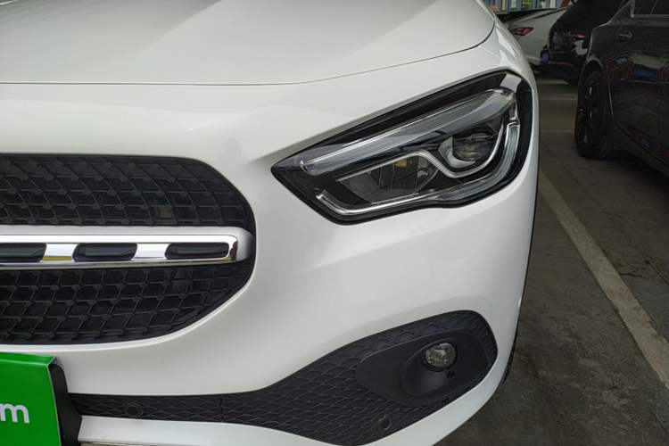 Used Mercedes-Benz GLA 2020 GLA 200 Left Front Headlight