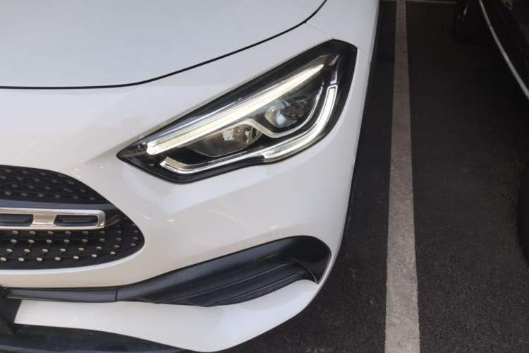 Used Mercedes-Benz GLA 2020 GLA 200 4MATIC Left Front Headlight