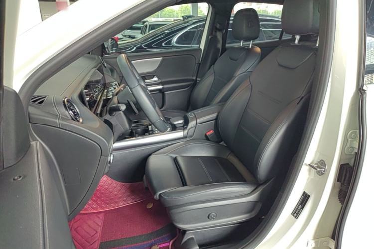 Used Mercedes-Benz GLA 2020 GLA 180 Left Front Seat