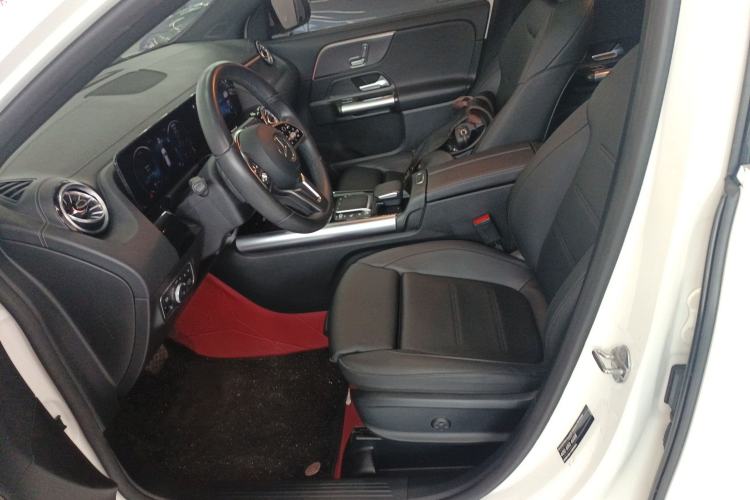 Used Mercedes-Benz GLA 2020 GLA 180 Left Front Seat