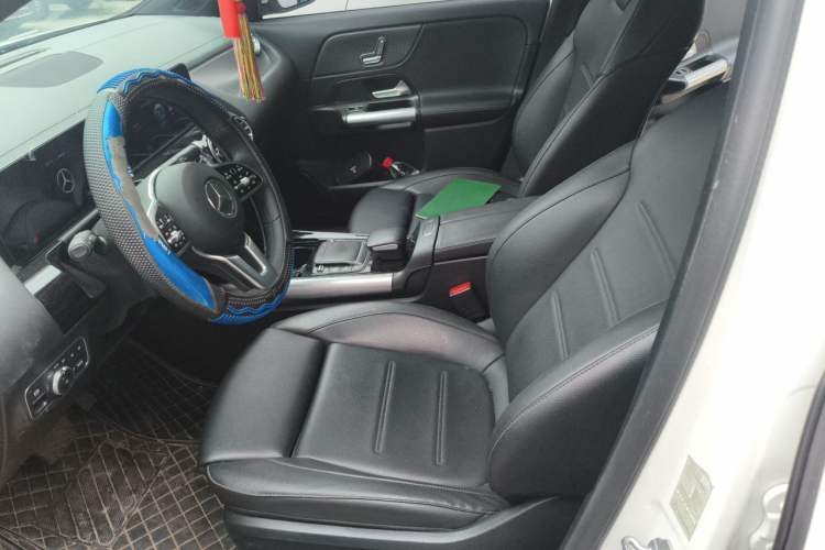Used Mercedes-Benz GLA 2020 GLA 200 Left Front Seat
