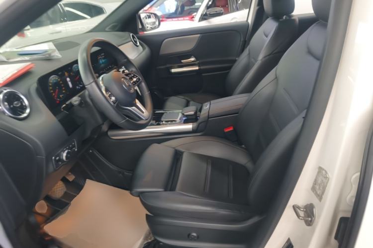 Used Mercedes-Benz GLA 2020 GLA 180 Left Front Seat