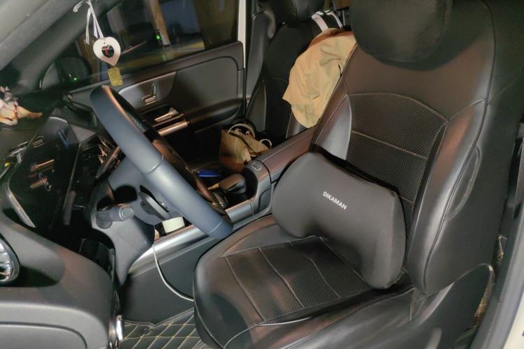 Used Mercedes-Benz GLA 2020 GLA 200 Left Front Seat