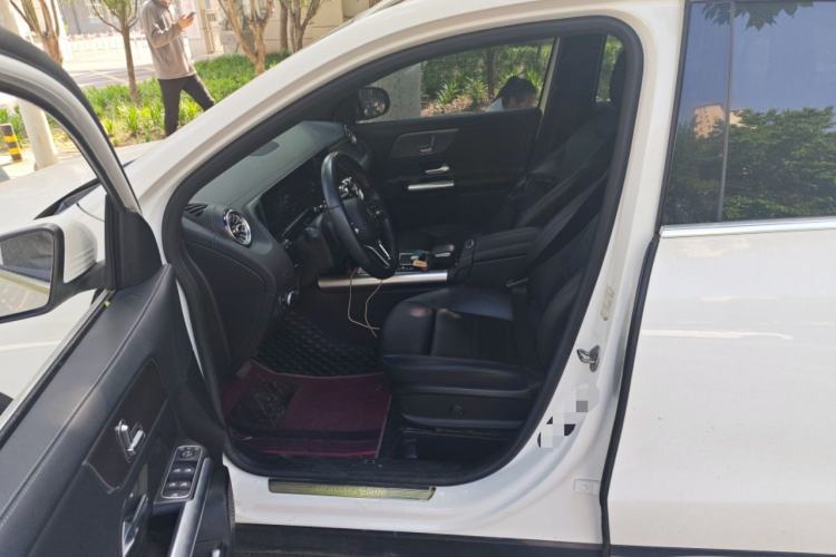 Used Mercedes-Benz GLA 2020 GLA 200 Left Front Seat