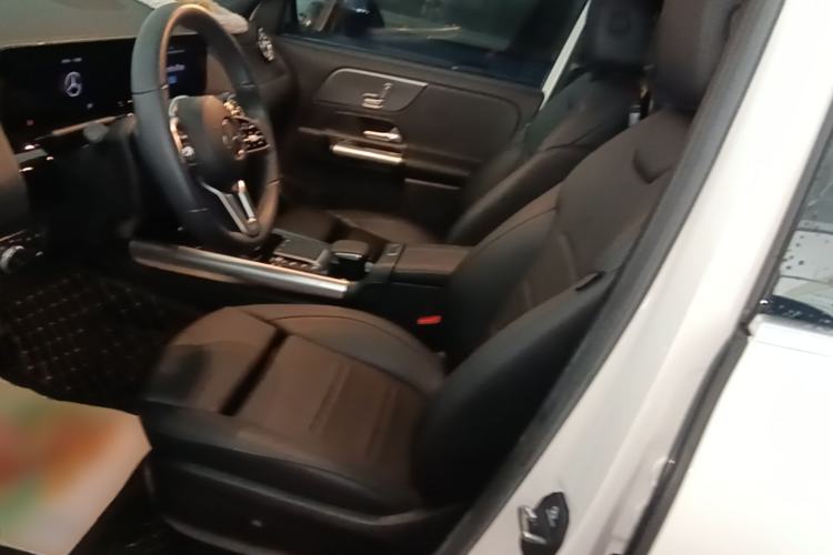 Used Mercedes-Benz GLA 2020 GLA 200 Left Front Seat