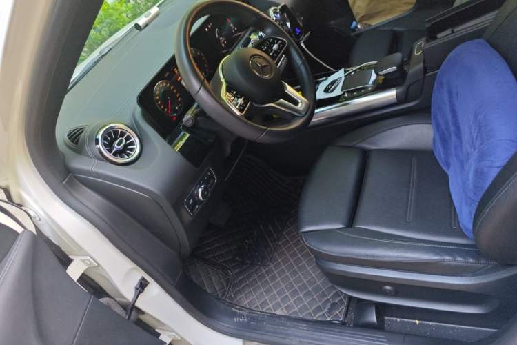 Used Mercedes-Benz GLA 2020 GLA 200 Left Front Seat