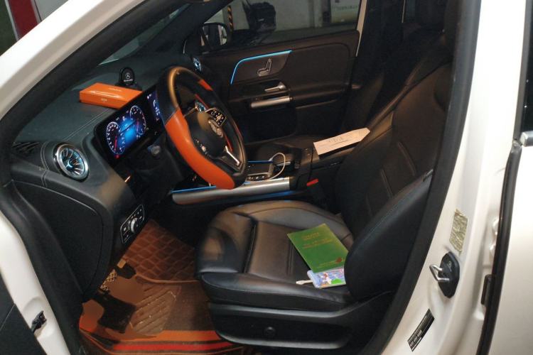 Used Mercedes-Benz GLA 2020 GLA 200 Left Front Seat
