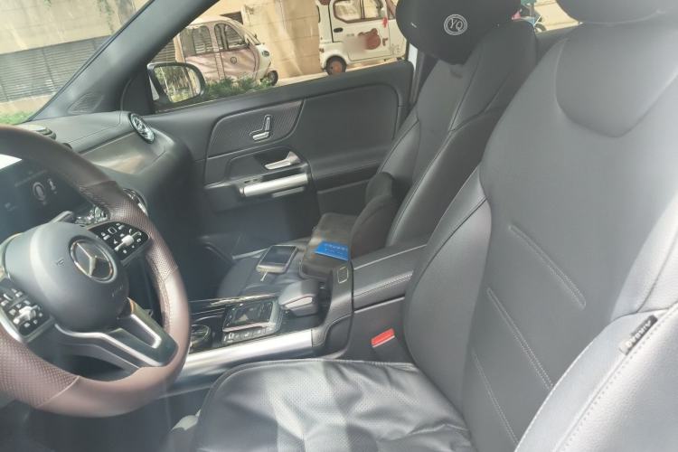 Used Mercedes-Benz GLA 2020 GLA 200 Left Front Seat