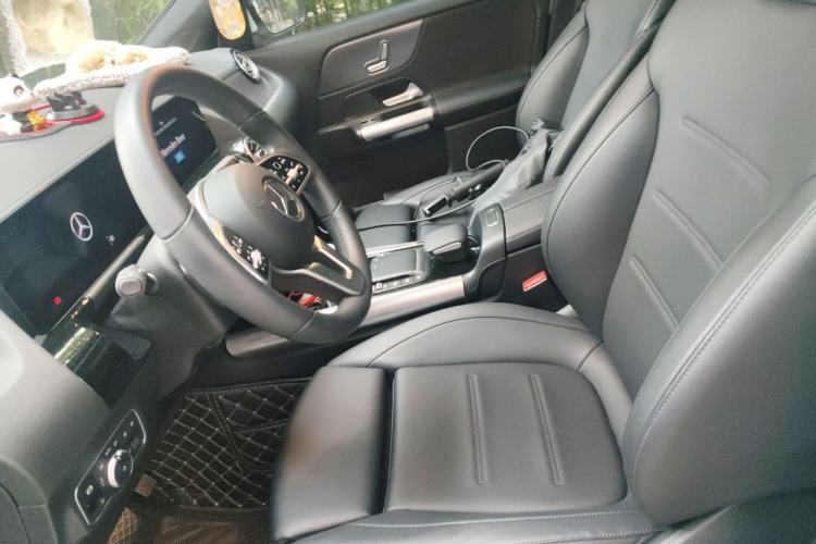 Used Mercedes-Benz GLA 2020 GLA 200 Left Front Seat