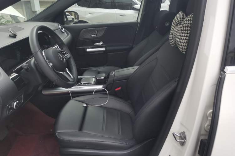 Used Mercedes-Benz GLA 2020 GLA 200 Left Front Seat
