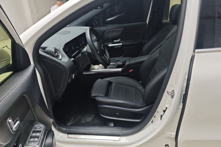 Used Mercedes-Benz GLA 2020 GLA 180 Left Front Seat
