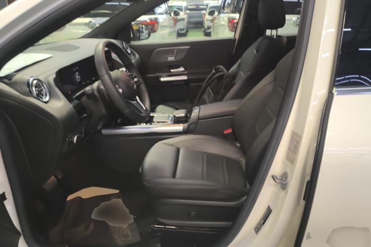 Used Mercedes-Benz GLA 2020 GLA 200 Left Front Seat