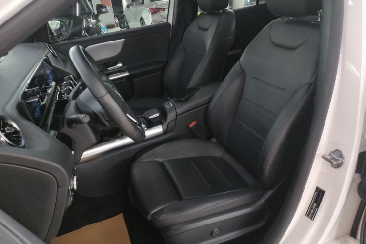 Used Mercedes-Benz GLA 2020 GLA 180 Left Front Seat