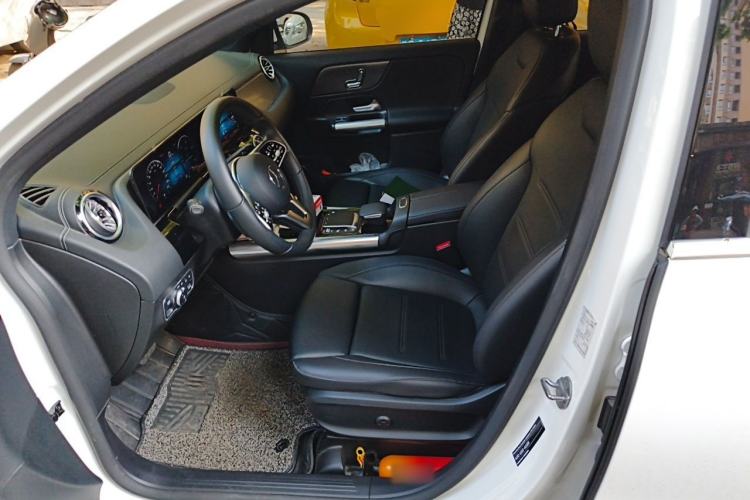 Used Mercedes-Benz GLA 2020 GLA 200 Left Front Seat