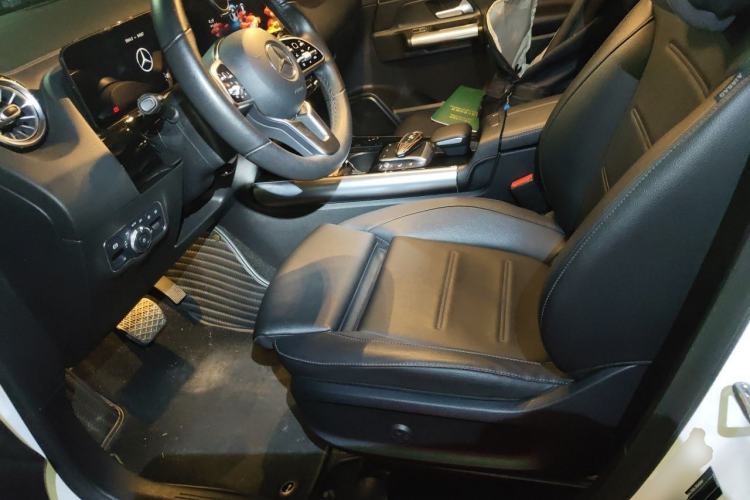 Used Mercedes-Benz GLA 2020 GLA 200 Left Front Seat